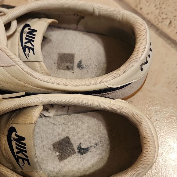 Nike Men's "Killshot 2" White Leather Shoes w/ Navy Blue Swoosh Size 11 - Picture 7 of 12